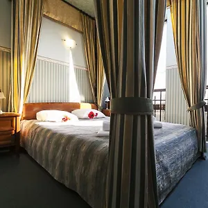 Fort Hotel 3*, Варшава Польша